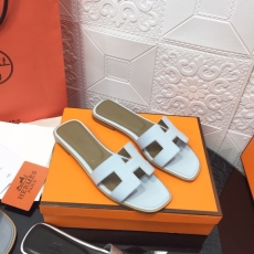 Hermes Slippers